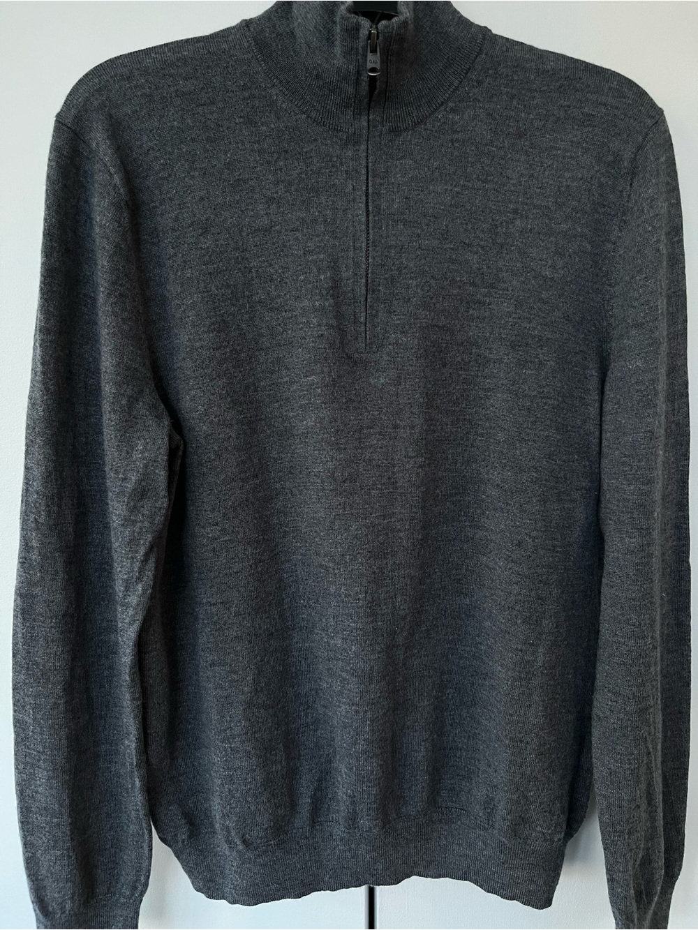 GAP Men's Dark Charcoal 1/4 Zip Merino Wool Sweater Size L Fall Winter Layer